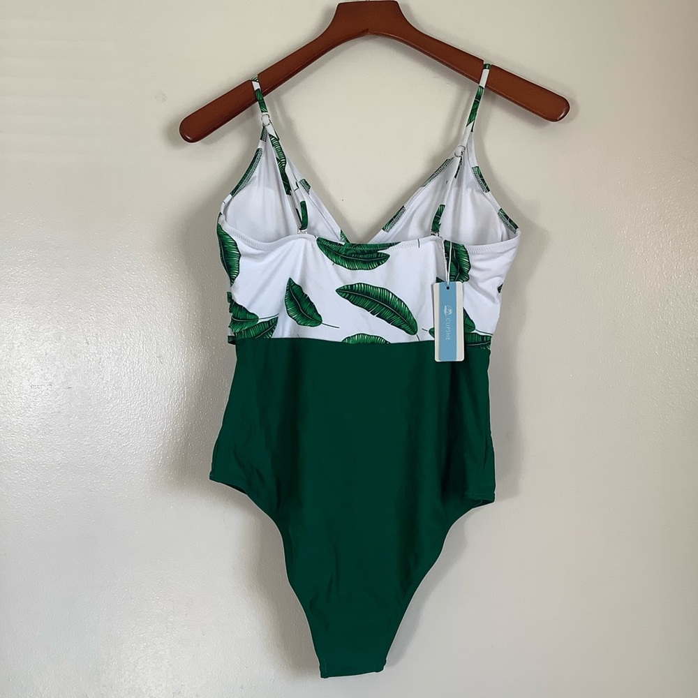 NEW Green Banana Leaf Twist-Front One-Piece Swimsuit Size XL - Picture 7 of 13